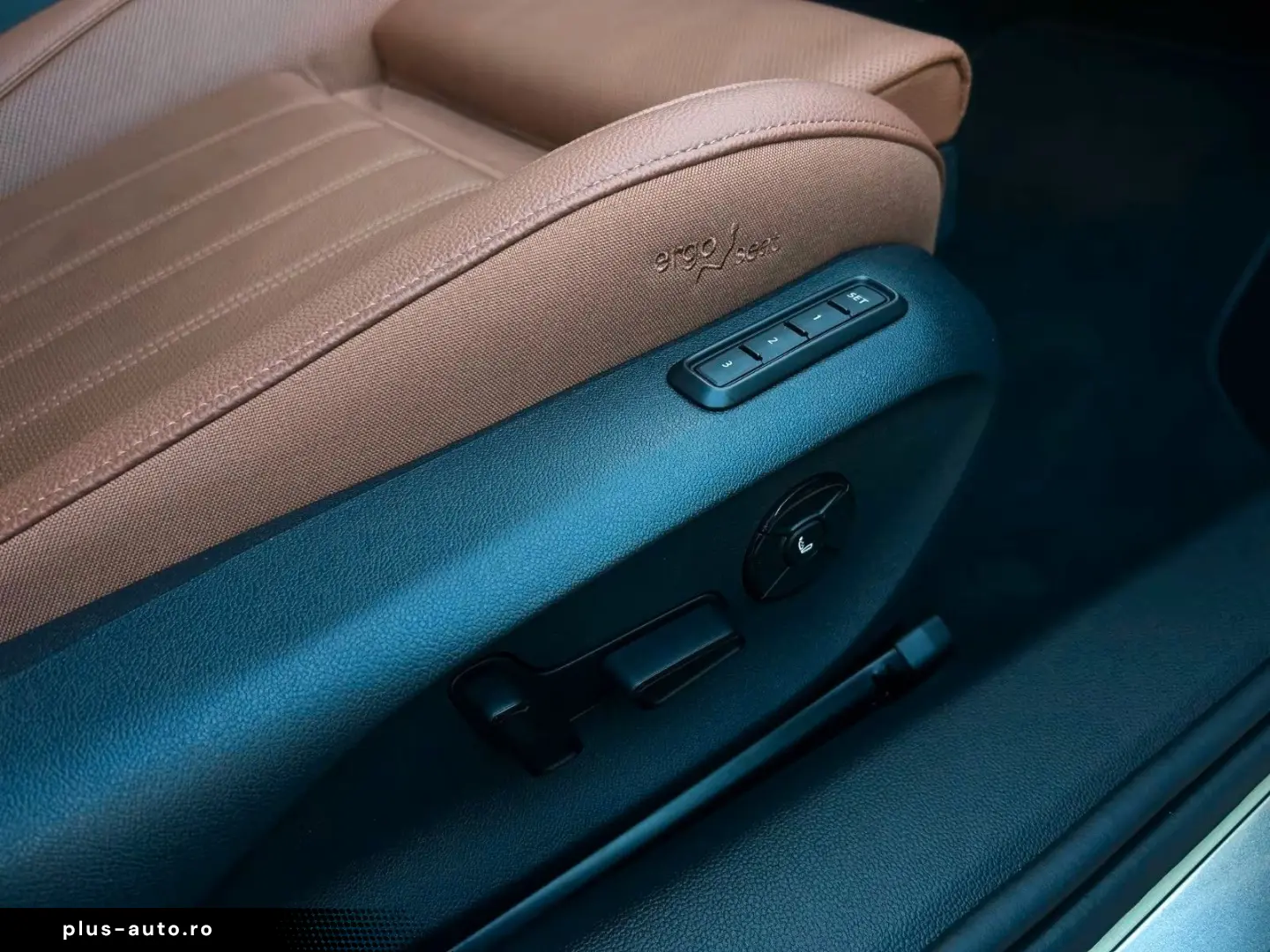 SKODA SUPERB COMBI L&K 4x4 SUITE VOLL GARANTIE-10 2029