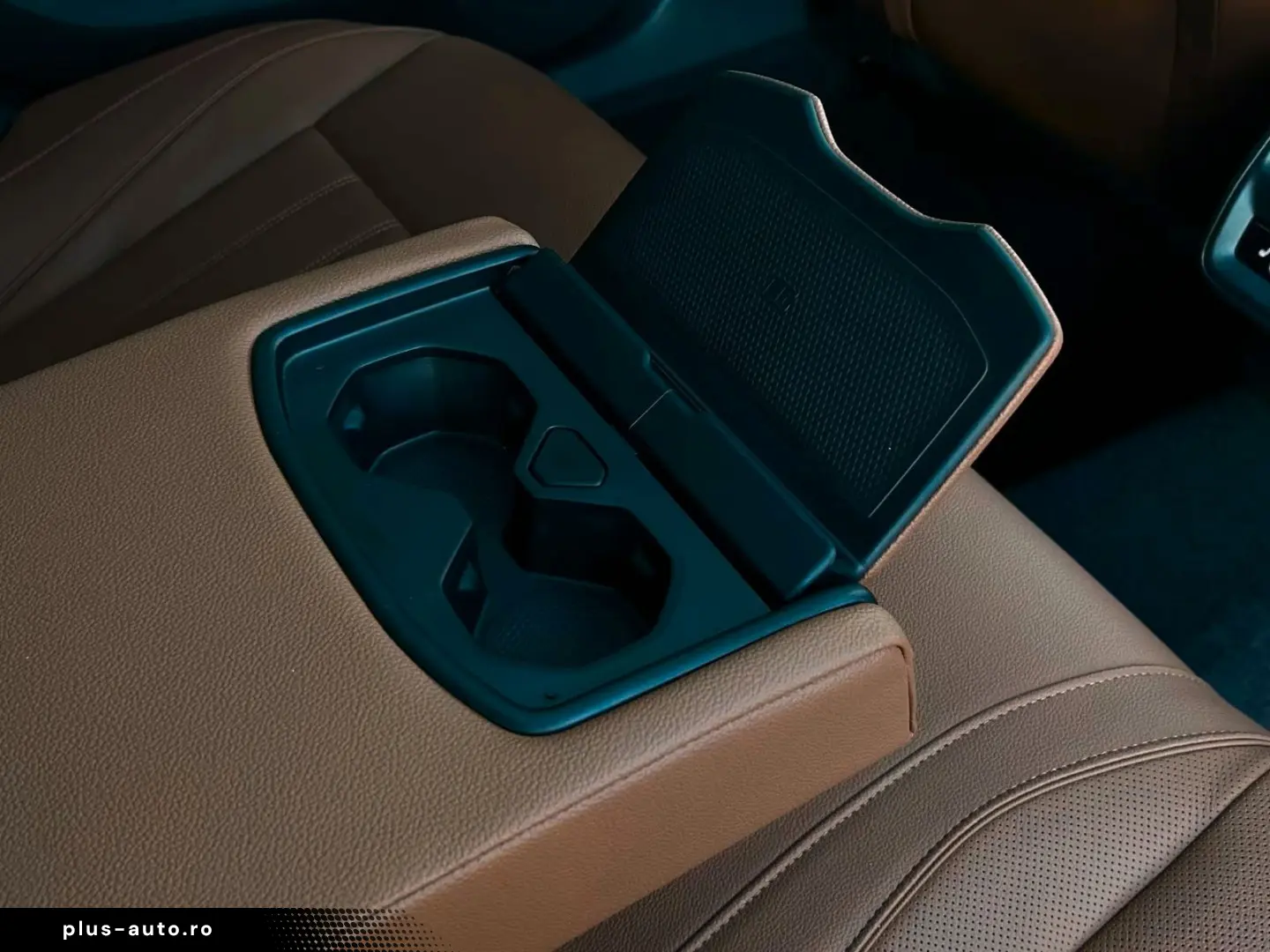 SKODA SUPERB COMBI L&K 4x4 SUITE VOLL GARANTIE-10 2029