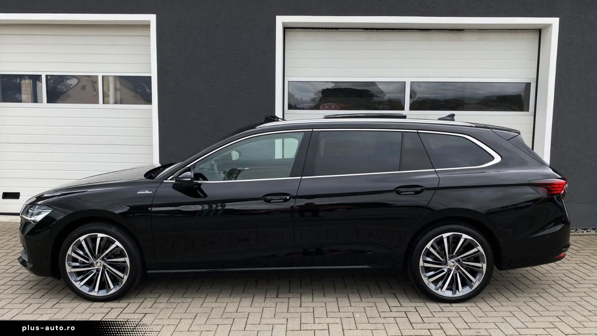 SKODA SUPERB COMBI 4x4 L&K  SUITE TSI VOLL GARANTIE-29