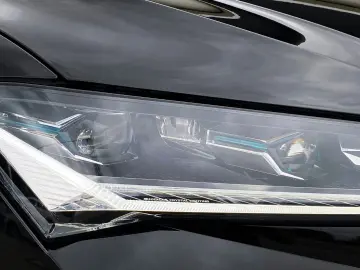 SKODA SUPERB COMBI 4x4 L&K  SUITE TSI VOLL GARANTIE-29