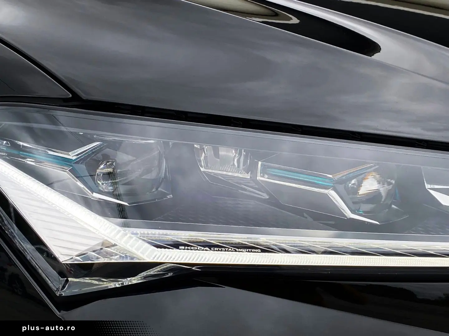 SKODA SUPERB COMBI 4x4 L&K  SUITE TSI VOLL GARANTIE-29