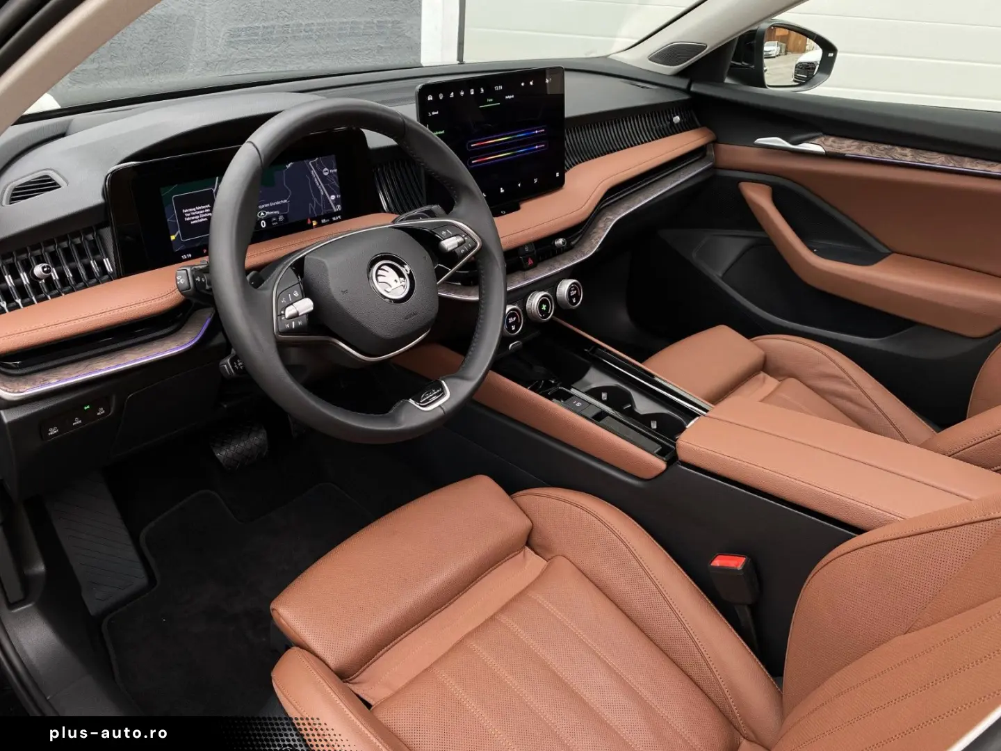 SKODA SUPERB COMBI 4x4 L&K  SUITE TSI VOLL GARANTIE-29