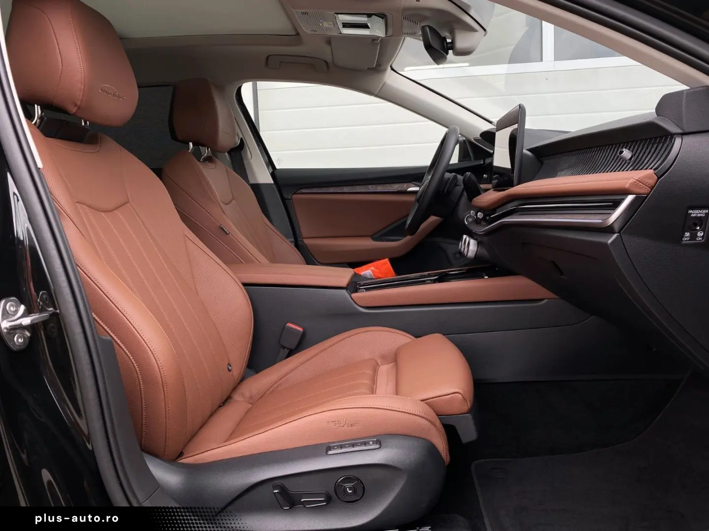 SKODA SUPERB COMBI 4x4 L&K  SUITE TSI VOLL GARANTIE-29