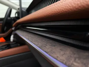 SKODA SUPERB COMBI 4x4 L&K  SUITE TSI VOLL GARANTIE-29