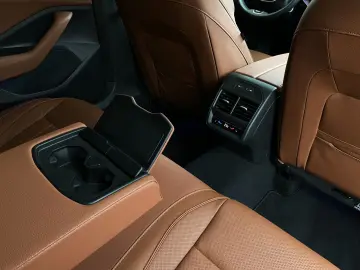 SKODA SUPERB COMBI 4x4 L&K  SUITE TSI VOLL GARANTIE-29