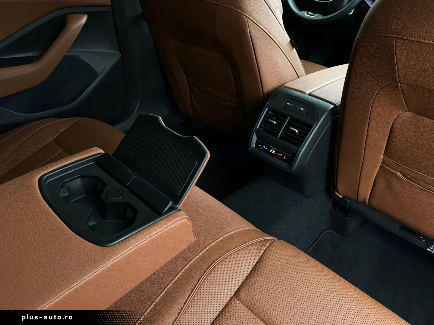 SKODA SUPERB COMBI 4x4 L&K  SUITE TSI VOLL GARANTIE-29