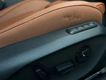 SKODA SUPERB COMBI 4x4 L&K  SUITE TSI VOLL GARANTIE-29