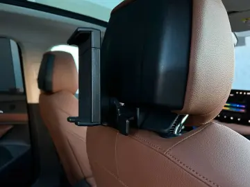 SKODA SUPERB COMBI 4x4 L&K  SUITE TSI VOLL GARANTIE-29