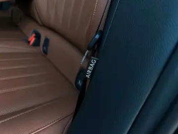 SKODA SUPERB COMBI 4x4 L&K  SUITE TSI VOLL GARANTIE-29