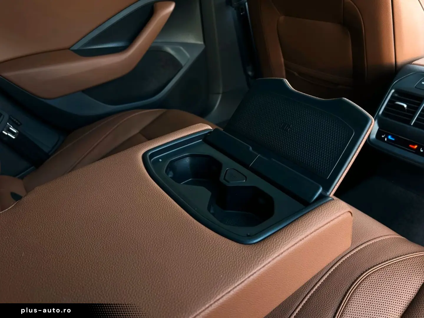 SKODA SUPERB COMBI 4x4 L&K  SUITE TSI VOLL GARANTIE-29