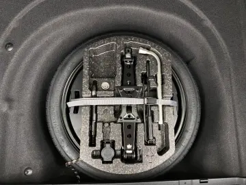 SKODA SUPERB COMBI 4x4 L&K  SUITE TSI VOLL GARANTIE-29