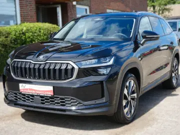SKODA Kodiaq 2.0 TDI 193 PS 4x4 Sport Head Up 7 Sitzer