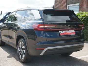 SKODA Kodiaq 2.0 TDI 193 PS 4x4 Sport Head Up 7 Sitzer