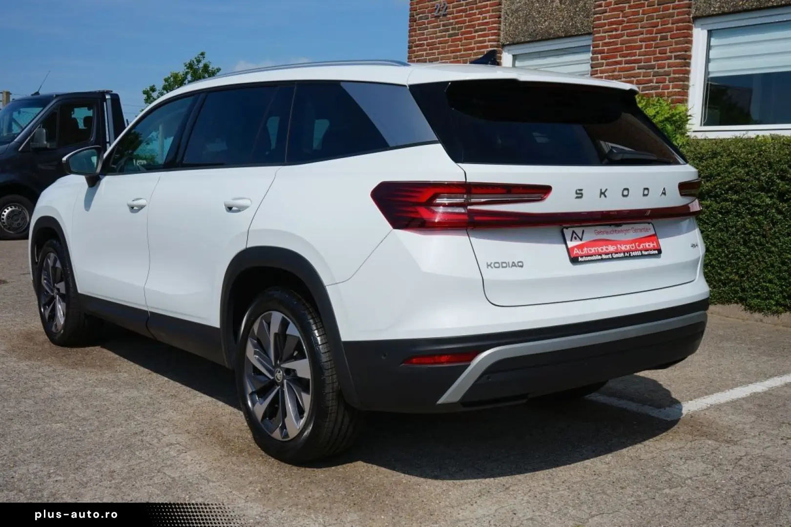 SKODA Kodiaq 2.0 TDI 193 PS 4x4 Sport Head Up 7 Sitzer
