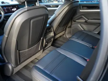 PORSCHE Cayenne 3.0 E-Hybrid