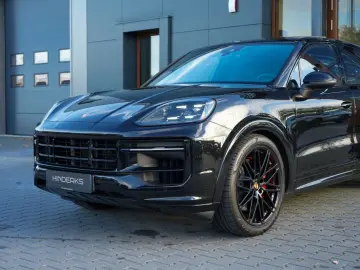 PORSCHE Cayenne 3.0 E-Hybrid