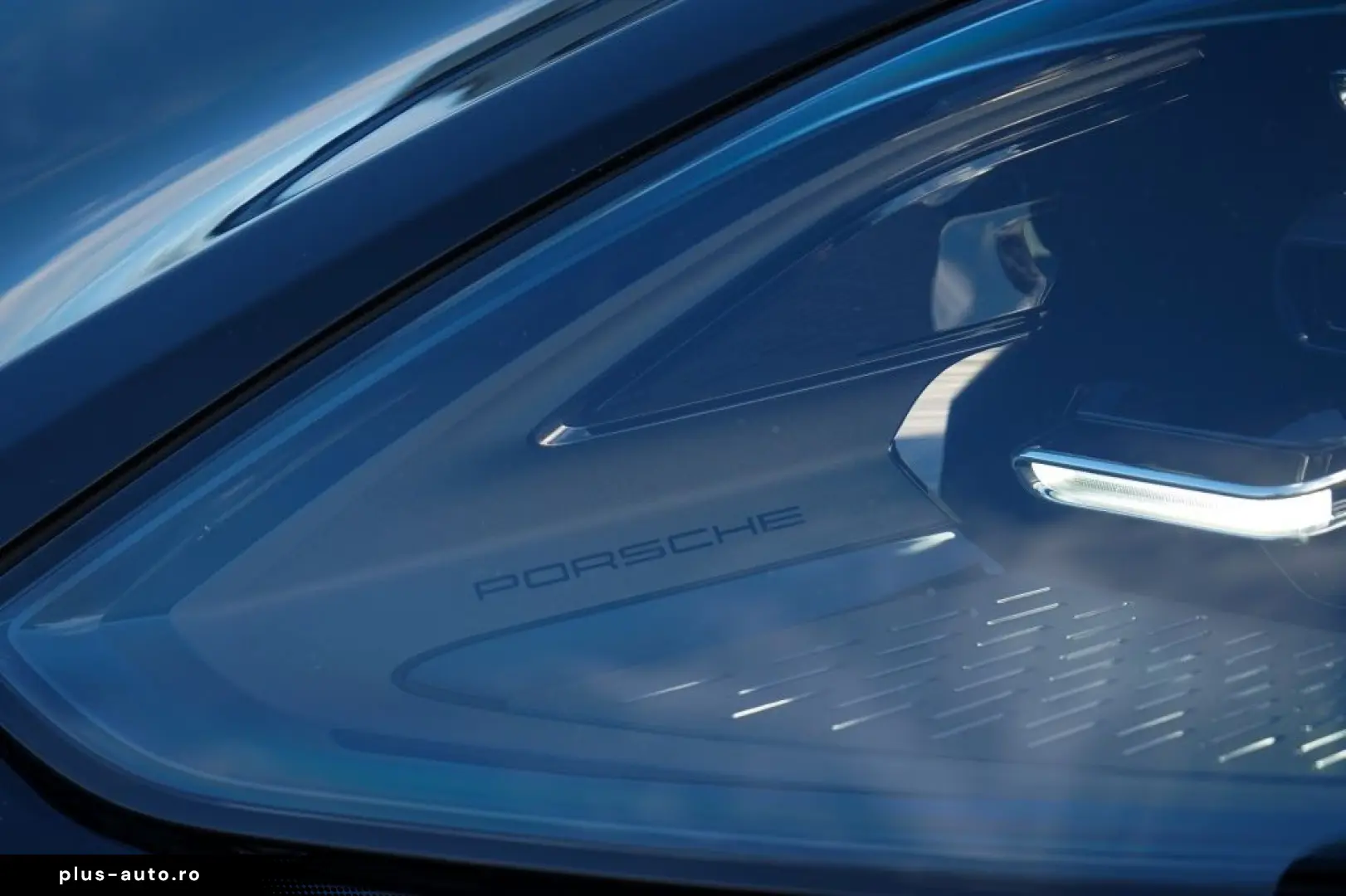 PORSCHE Cayenne 3.0 E-Hybrid