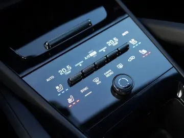 PORSCHE Cayenne 3.0 E-Hybrid