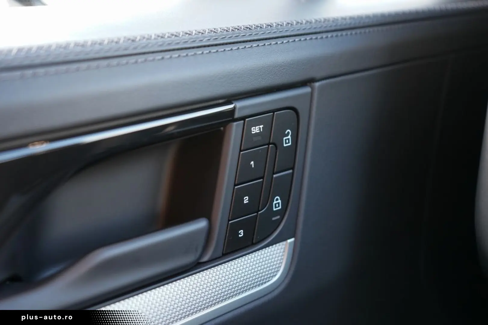 PORSCHE Cayenne 3.0 E-Hybrid