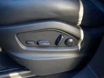 PORSCHE Cayenne 3.0 E-Hybrid