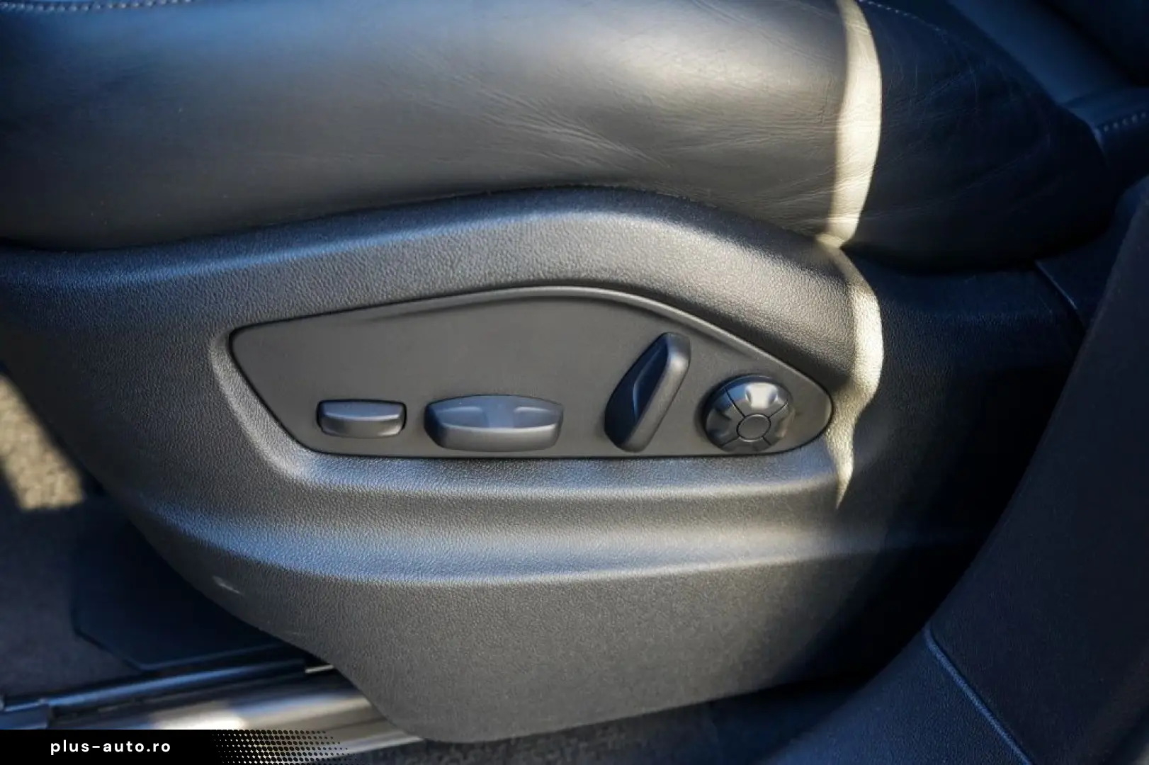 PORSCHE Cayenne 3.0 E-Hybrid