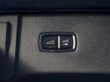 PORSCHE Cayenne 3.0 E-Hybrid