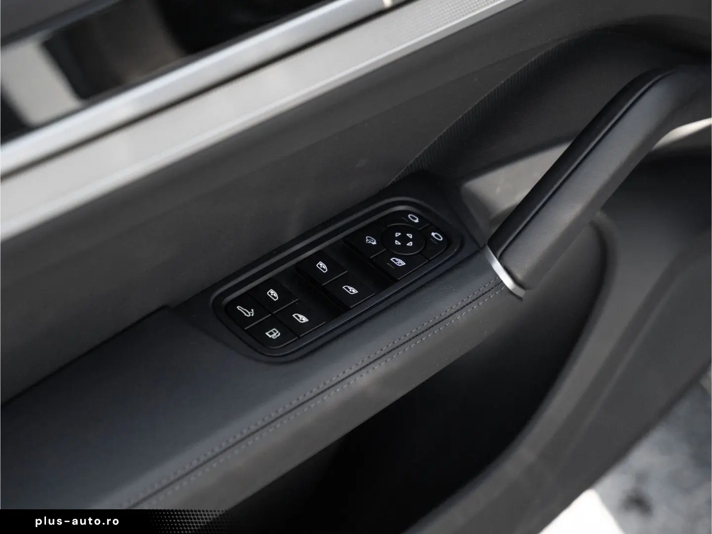 PORSCHE Cayenne E-Hybrid SportDesign Paket HD-Matrix HUD