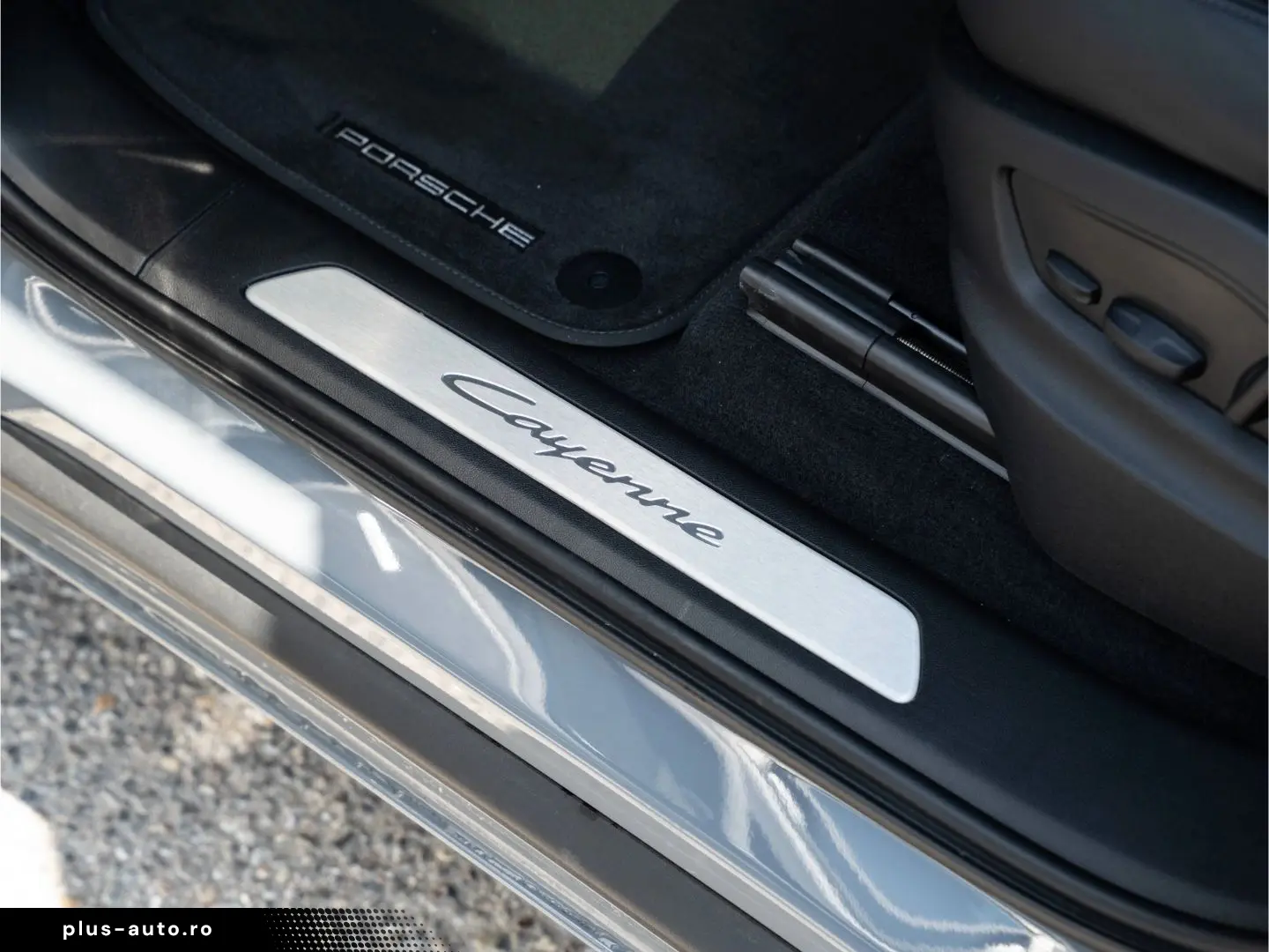 PORSCHE Cayenne E-Hybrid SportDesign Paket HD-Matrix HUD