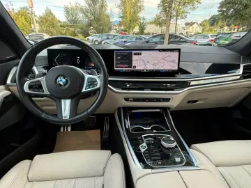BMW X7 xDrive 40d M Sportpaket Pano H&K 7 Sitze
