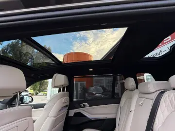 BMW X7 xDrive 40d M Sportpaket Pano H&K 7 Sitze