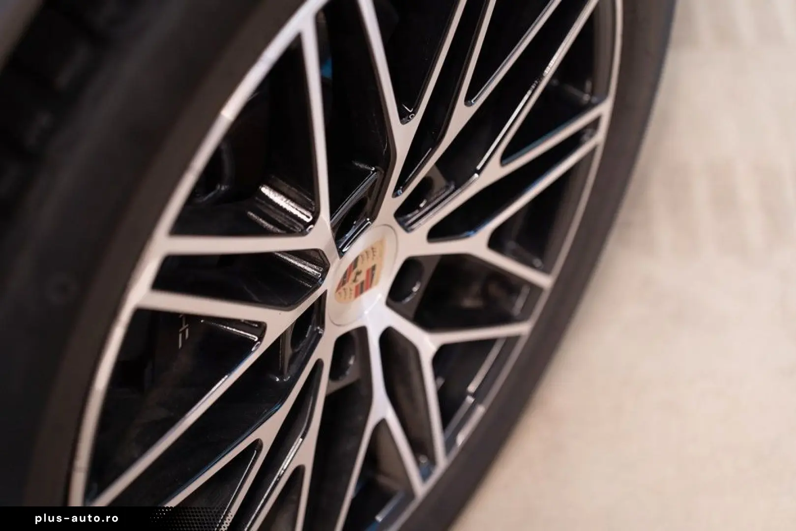 PORSCHE Cayenne Coupe