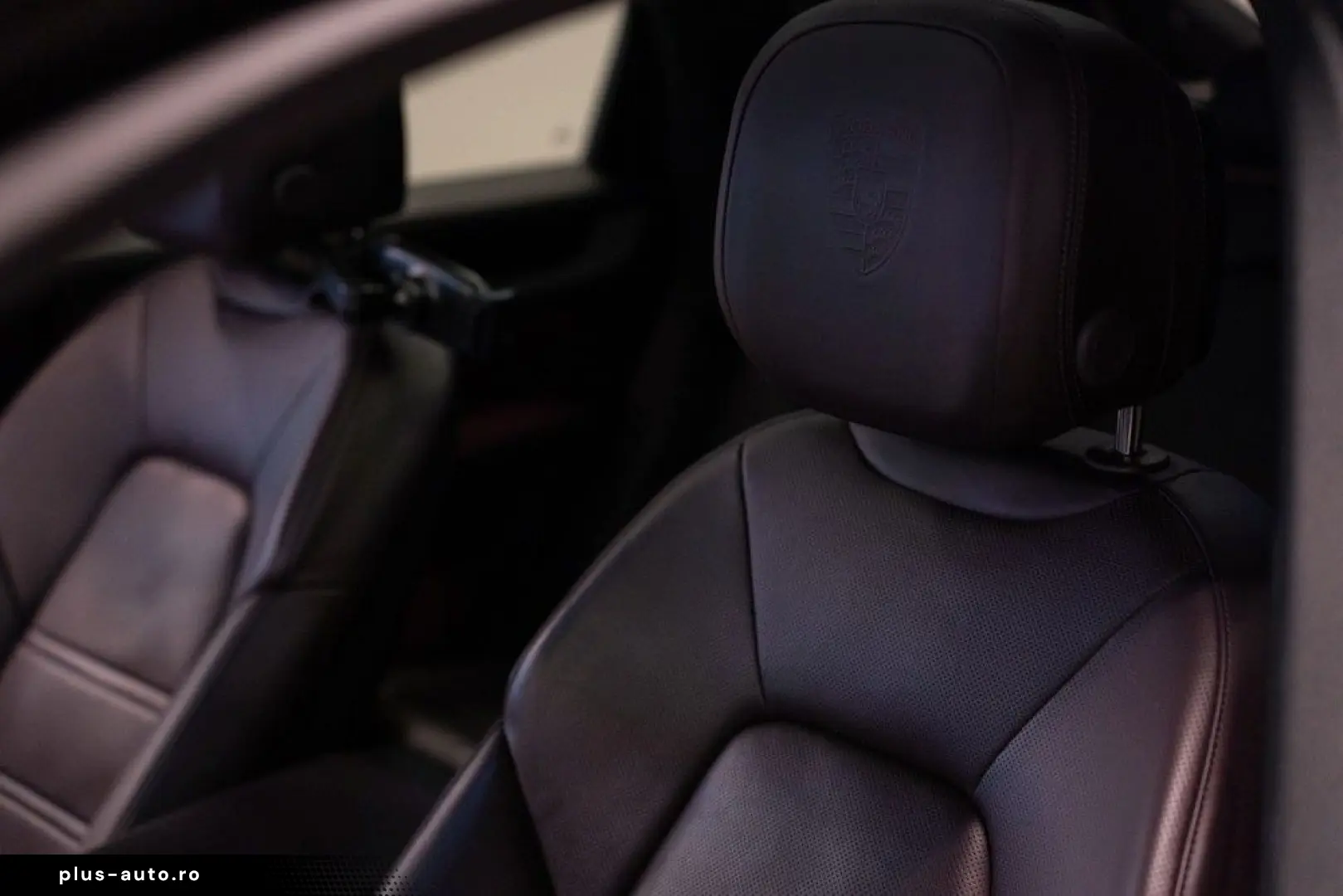 PORSCHE Cayenne Coupe