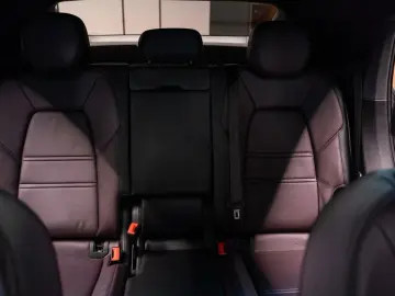 PORSCHE Cayenne Coupe