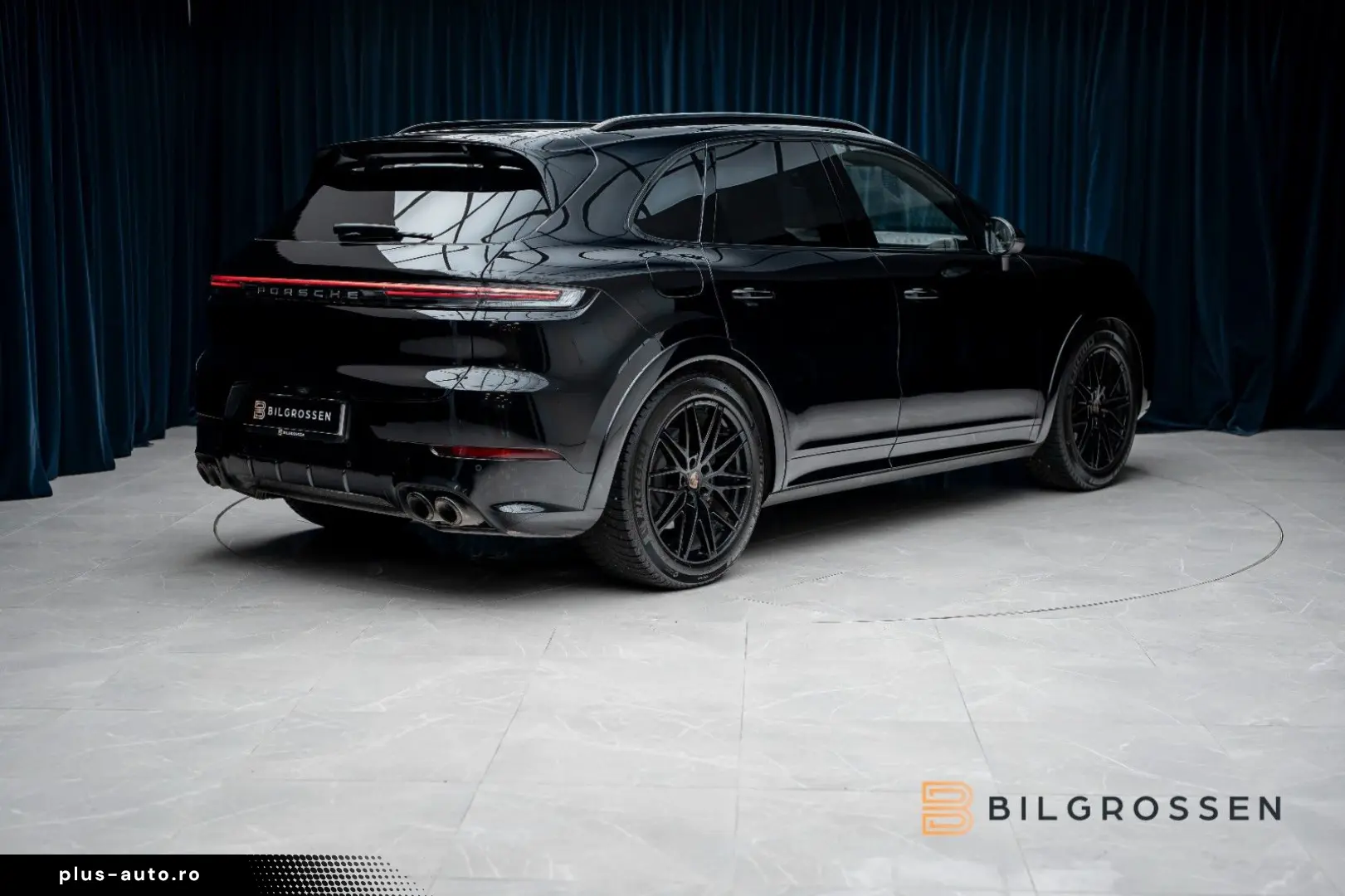 PORSCHE Cayenne E-Hyb SportDesign