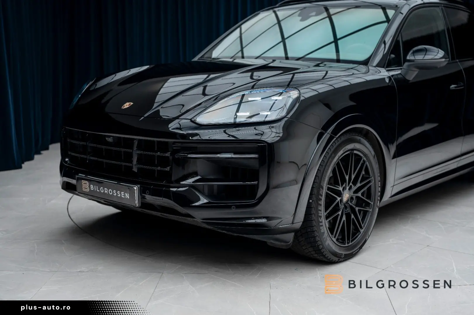 PORSCHE Cayenne E-Hyb SportDesign