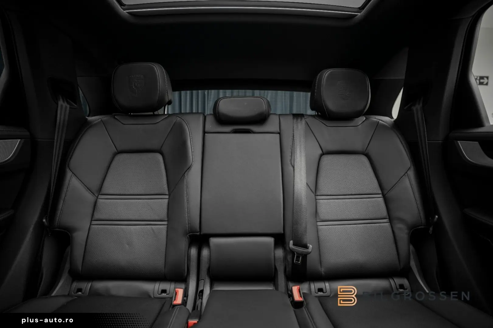 PORSCHE Cayenne E-Hyb SportDesign