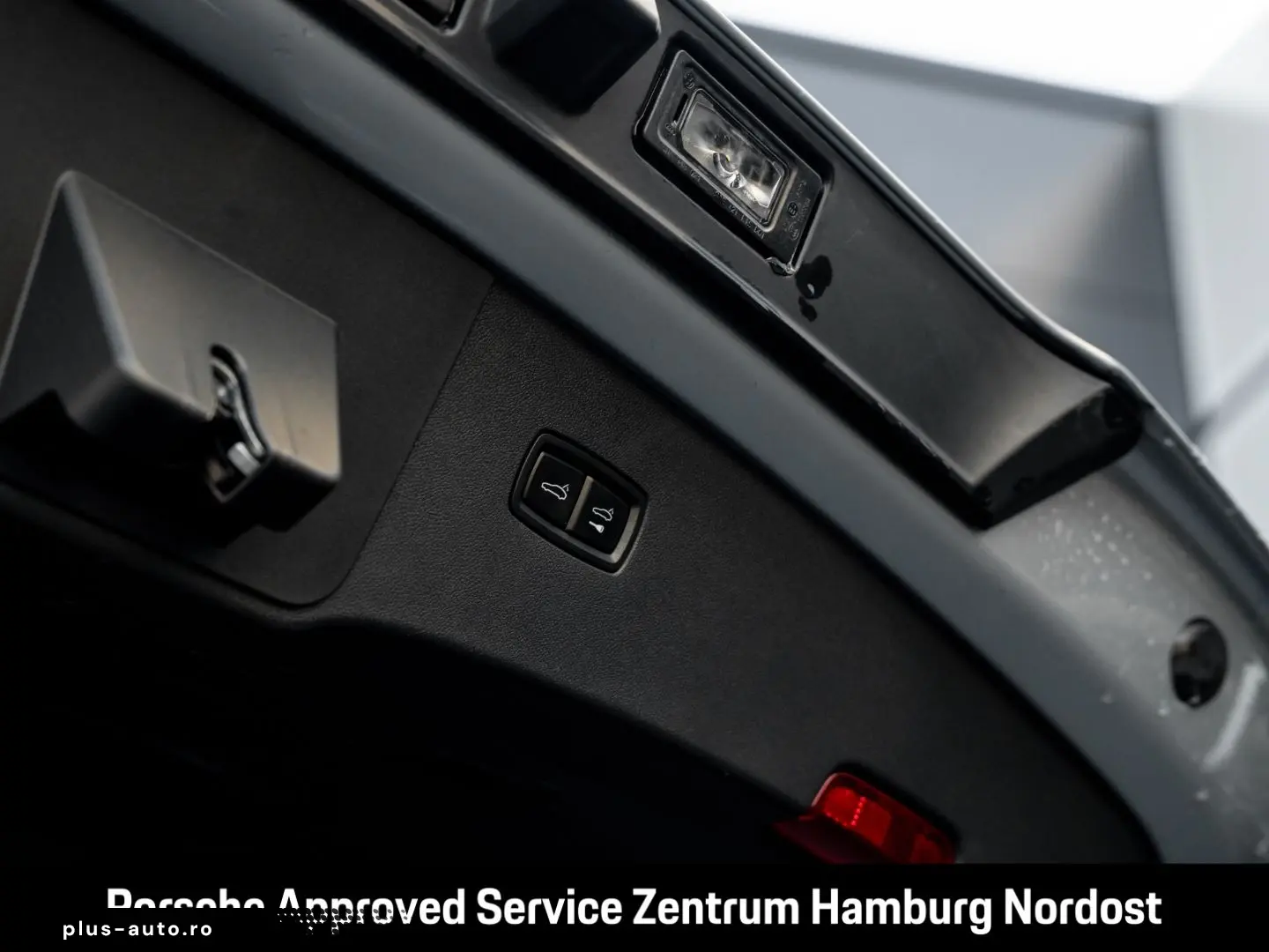 PORSCHE Cayenne E-Hybrid Coupe