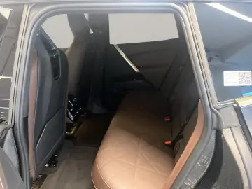 BMW iX xDrive40 AHK Driv.Assist.Prof Kamera