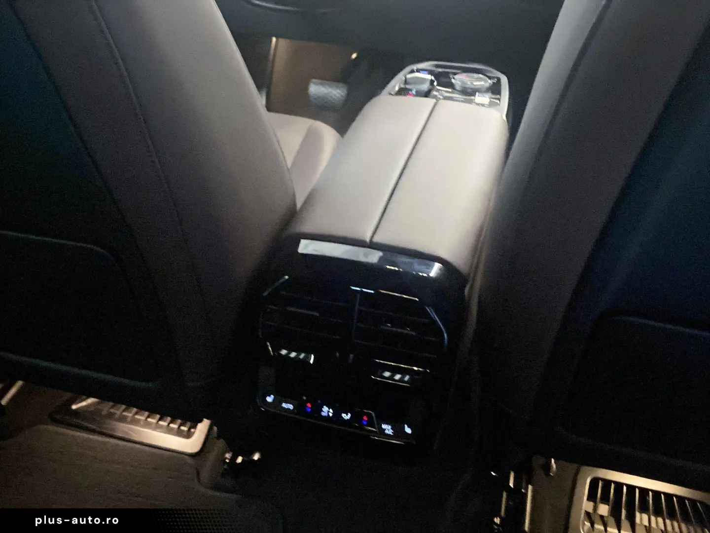 BMW iX xDrive40 AHK Driv.Assist.Prof Kamera