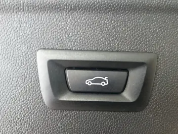 BMW iX xDrive40 AHK Driv.Assist.Prof Kamera