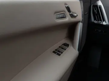 BMW iX xD40 Laser 360 DAB H K SoftCl ACC AHK Sport