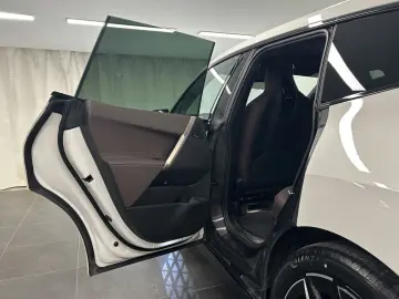 BMW iX xDrive40 Sportpaket Drivingass. Parkass. Harm