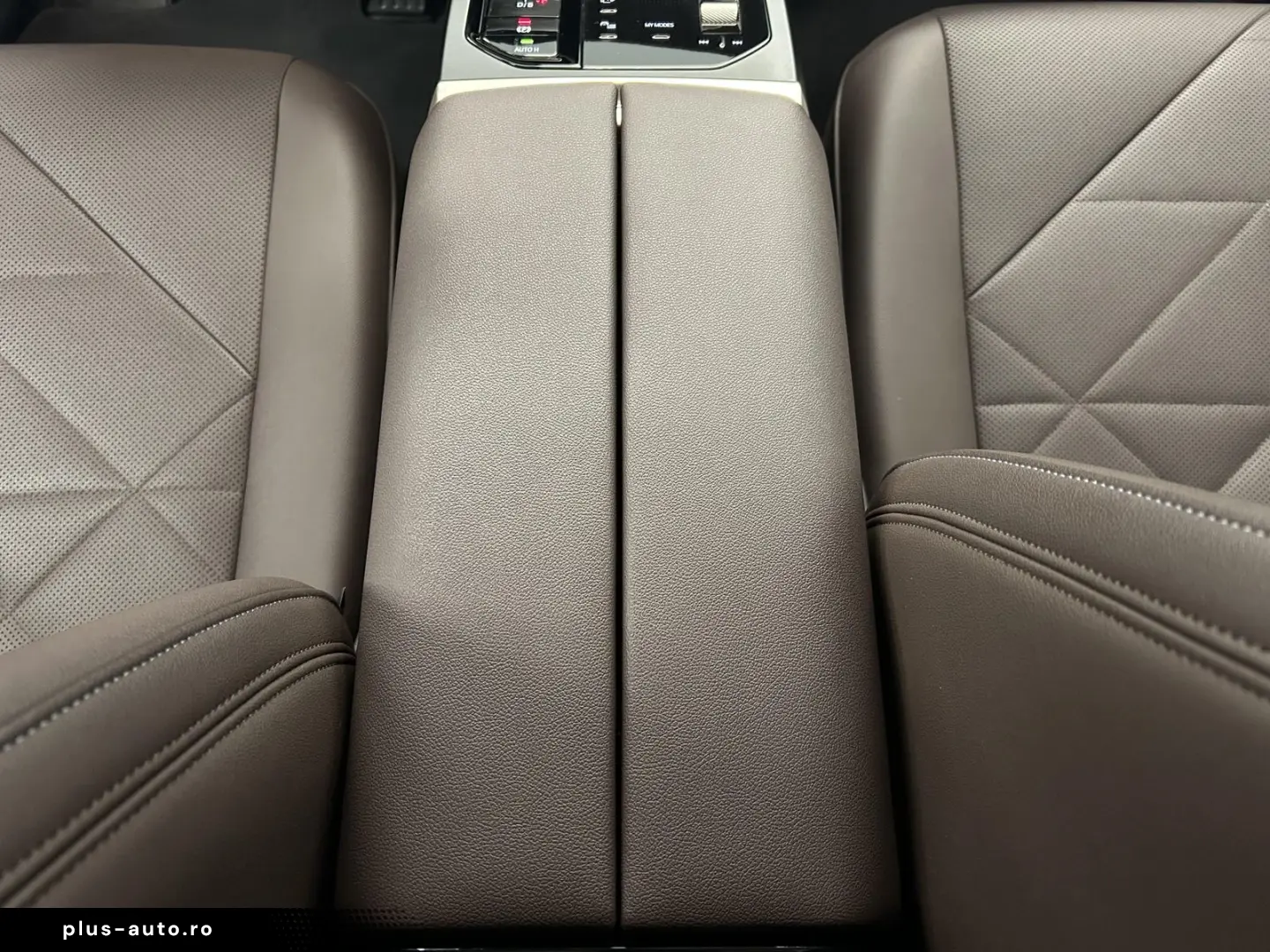 BMW iX xDrive40 Sportpaket Drivingass. Parkass. Harm