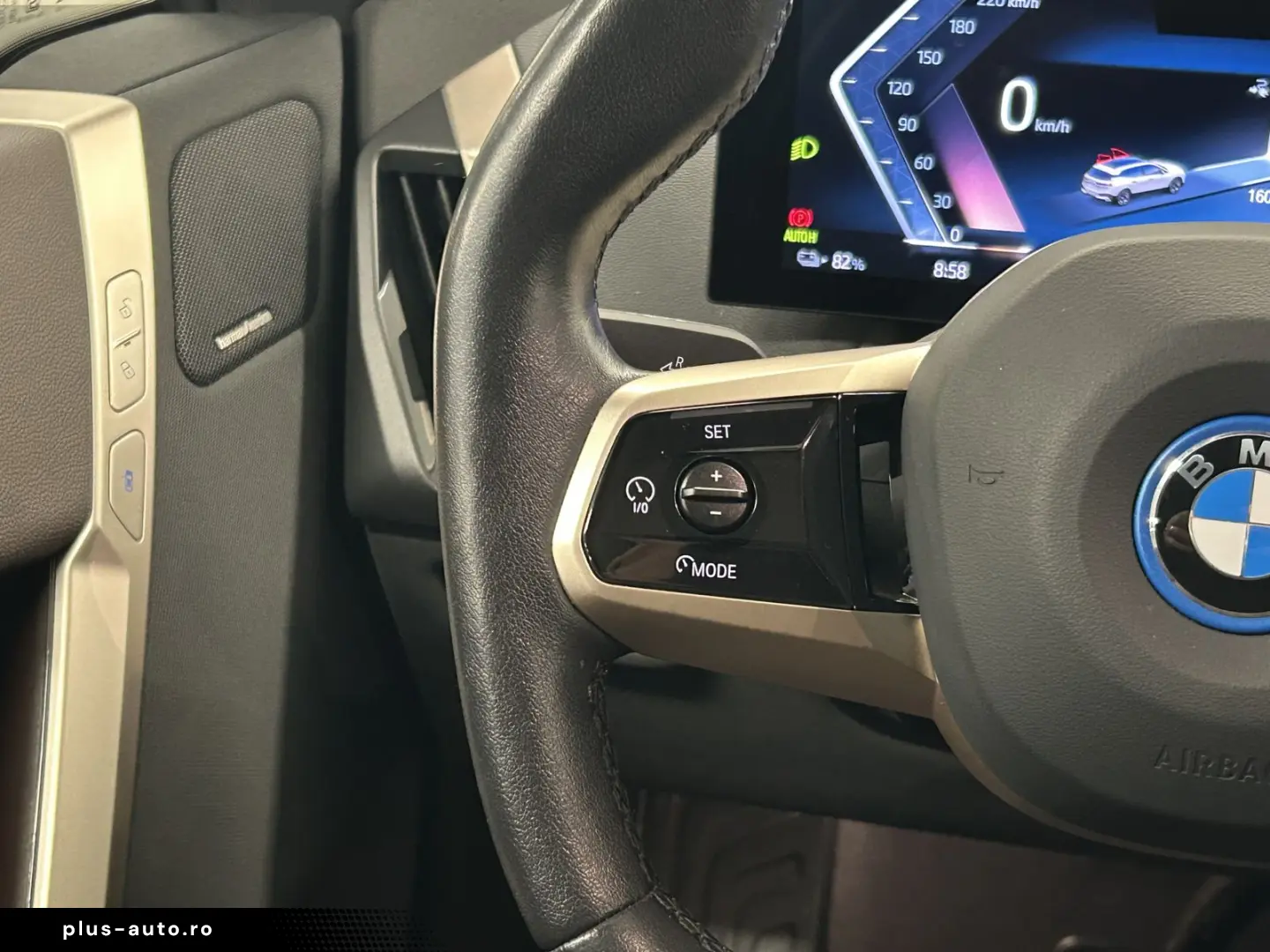 BMW iX xDrive40 Sportpaket Drivingass. Parkass. Harm