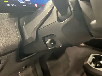 BMW iX xDrive40 Sportpaket Drivingass. Parkass. Harm