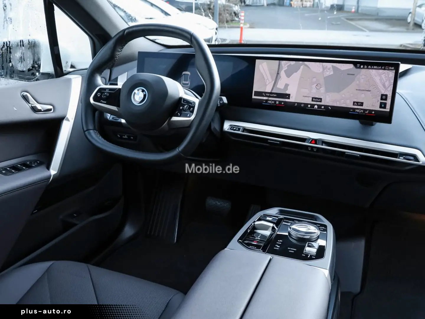 BMW iX xDrive40 Sportpaket Klimaaut. AHK Soft-Close