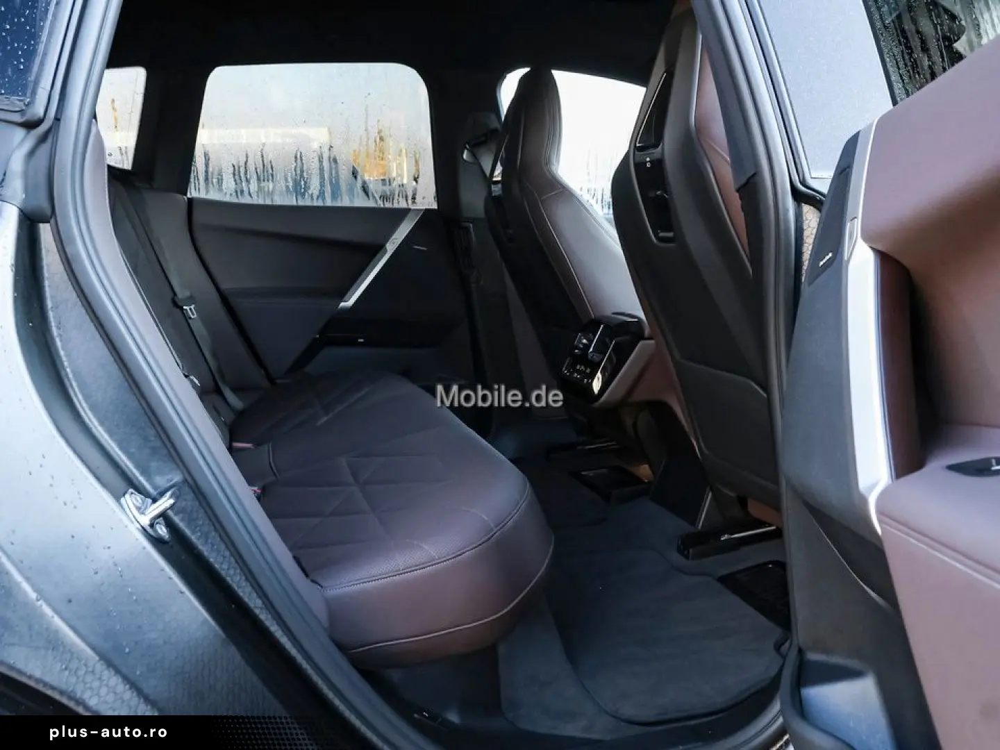 BMW iX xDrive40 Sportpaket Klimaaut. AHK Soft-Close