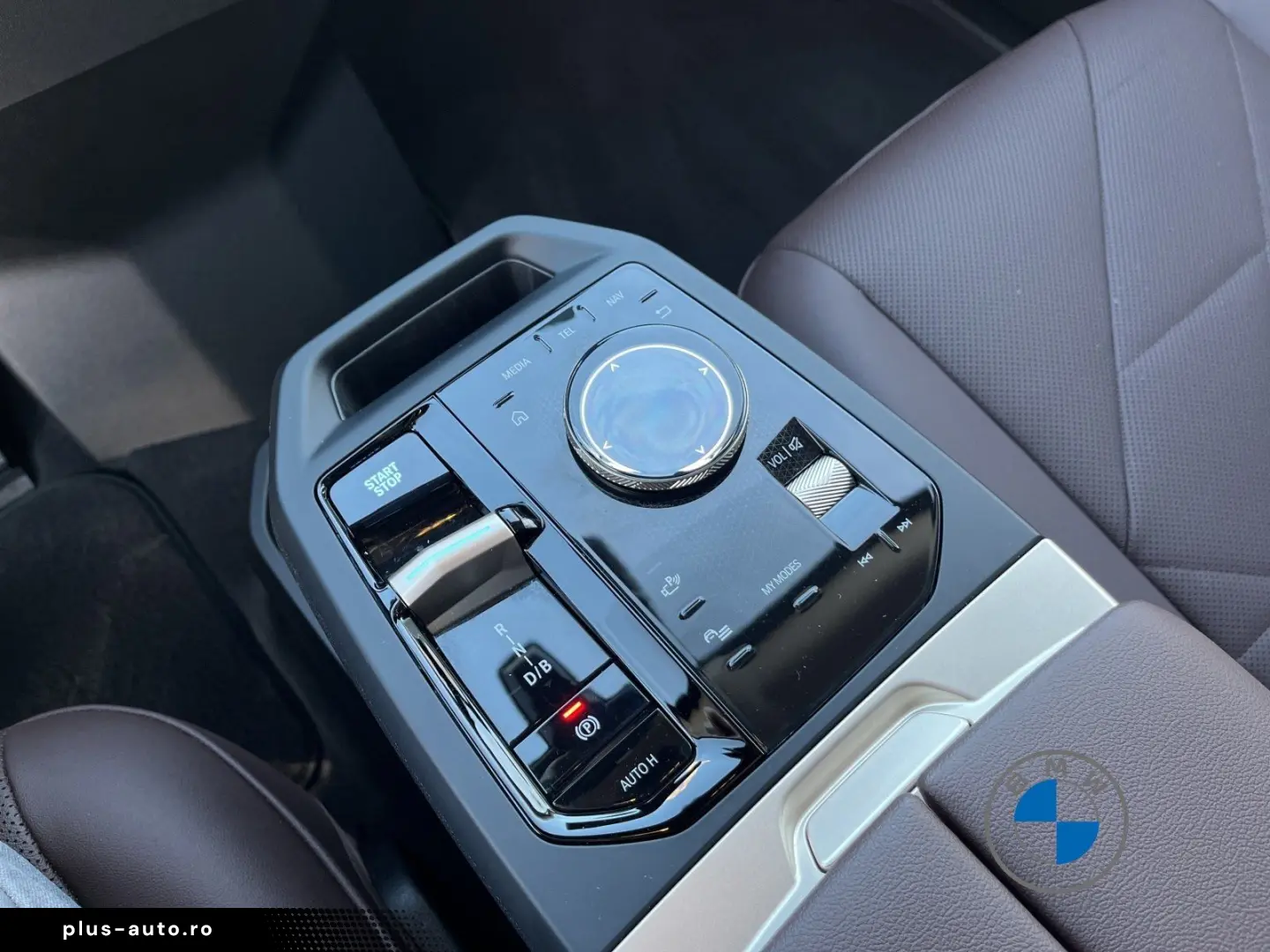 BMW iX xDrive40 Sportpaket DA  LC Prof. Komfortzugan