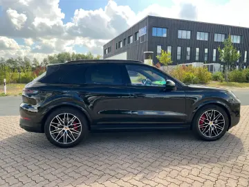 PORSCHE Cayenne S 4.0 V8