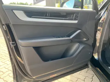 PORSCHE Cayenne S 4.0 V8